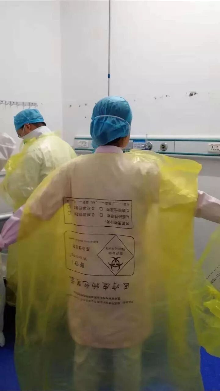 支援前线!TTK涂泰克加急生产捐赠抗菌防护服面料,共克时艰、战“疫”到底!