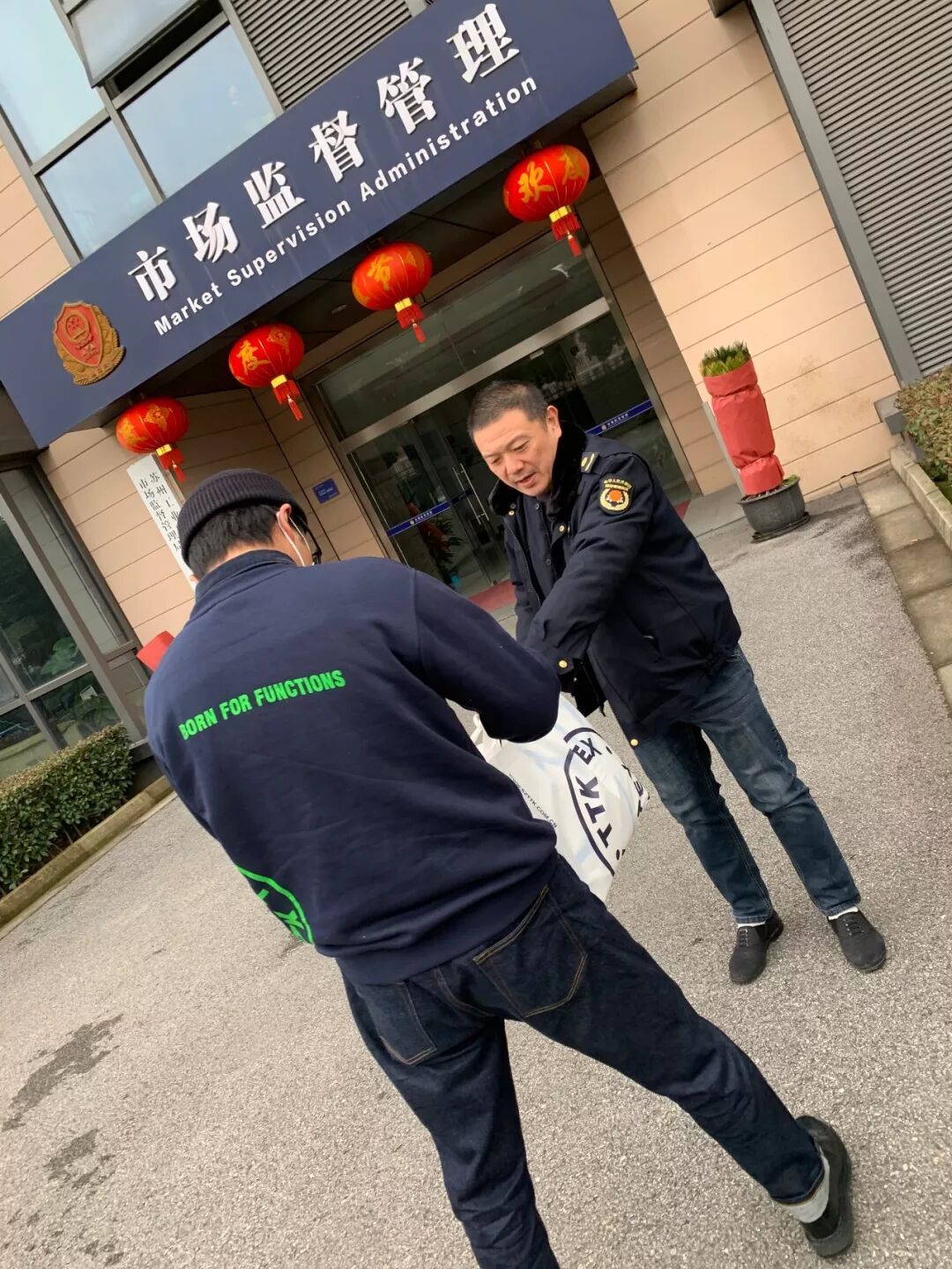 疫情当前,涂泰克TTK人在行动!