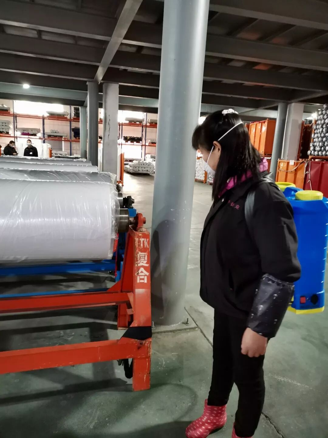 支援前线!TTK涂泰克加急生产捐赠抗菌防护服面料,共克时艰、战“疫”到底!