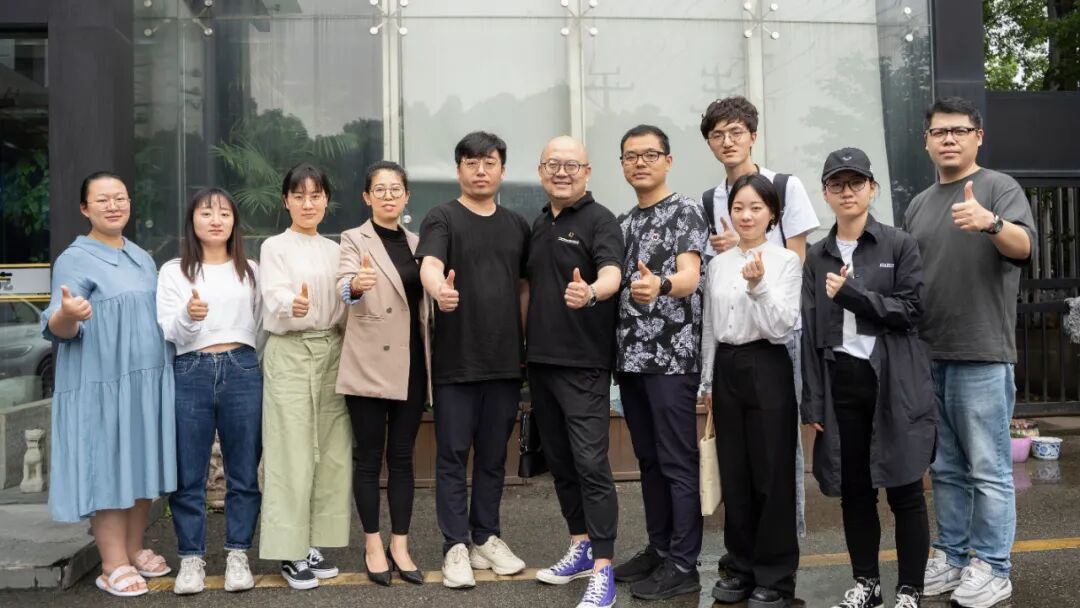 中国纺织信息中心创意设计部主任李雷率队造访涂泰克